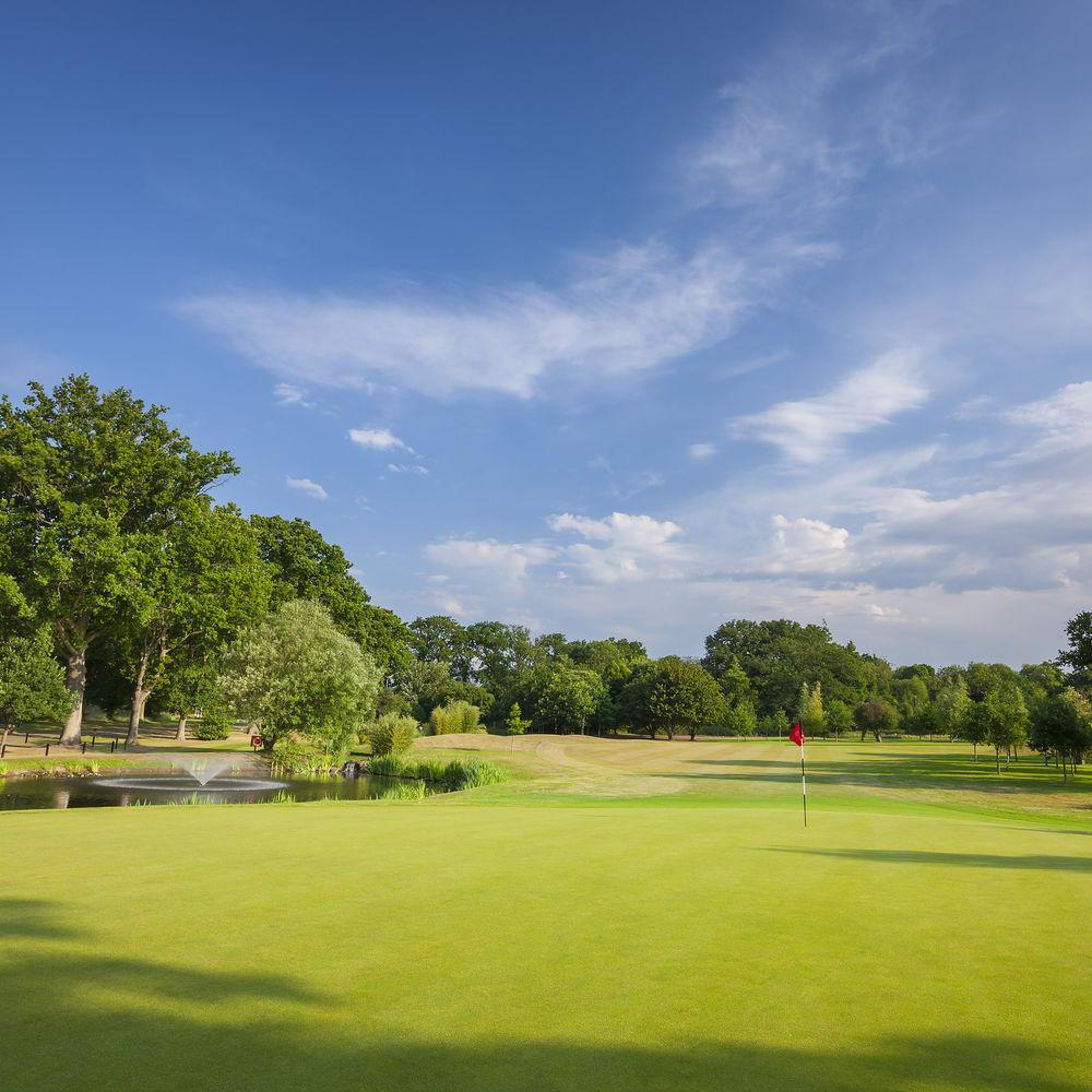 Sprowston Manor Hotel, Golf & Country Club NWI Extérieur photo
