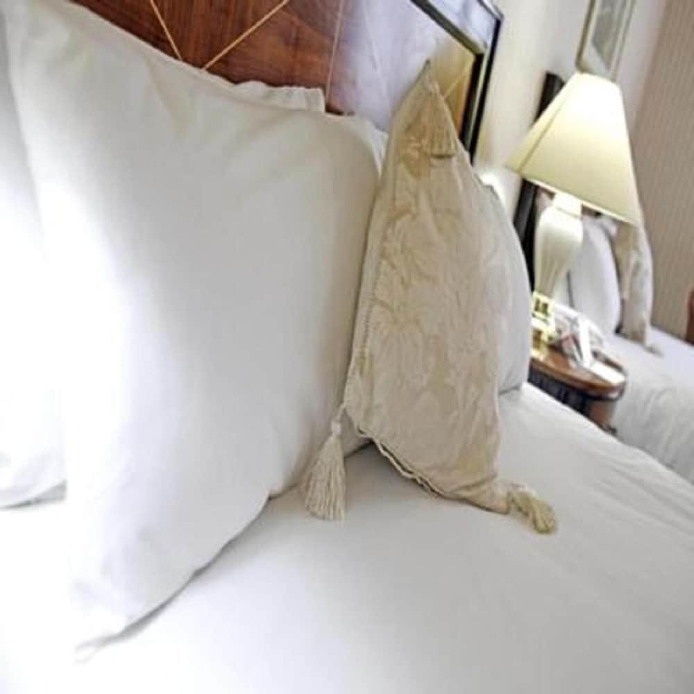 Sprowston Manor Hotel, Golf & Country Club NWI Extérieur photo