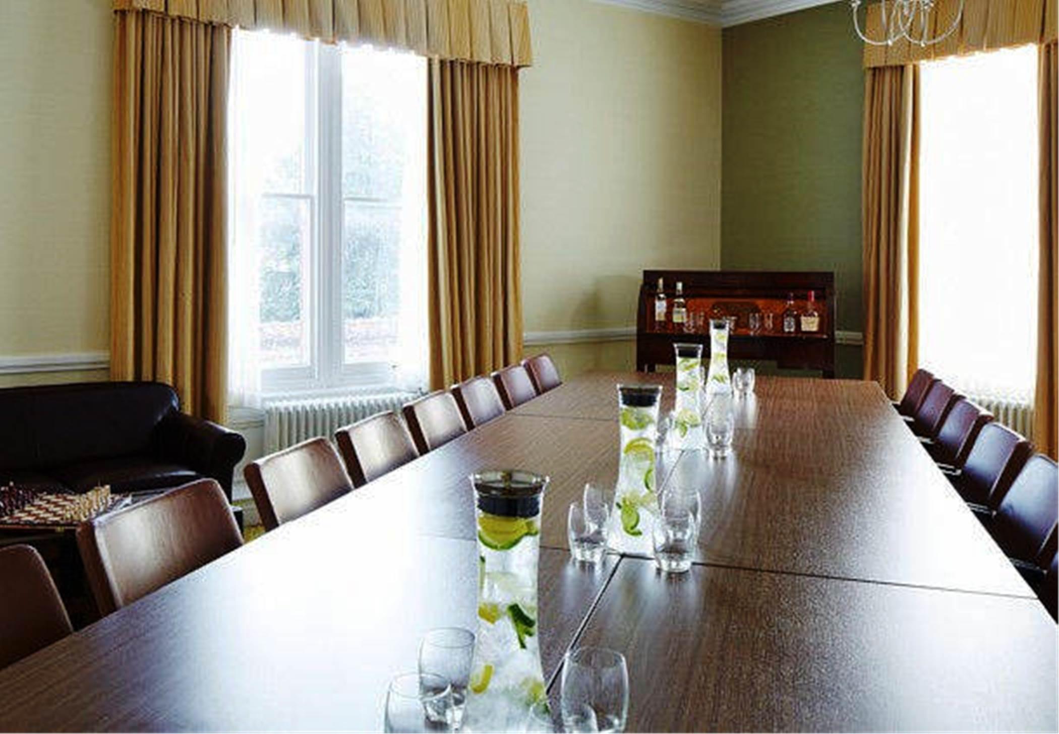 Sprowston Manor Hotel, Golf & Country Club NWI Extérieur photo
