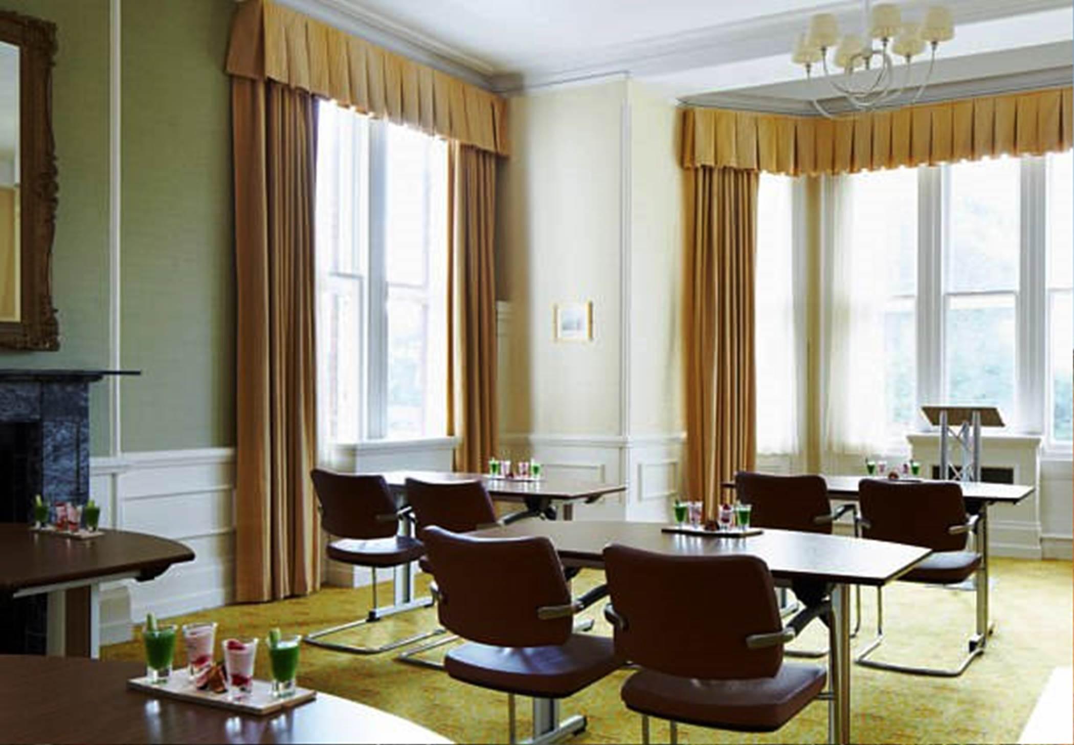 Sprowston Manor Hotel, Golf & Country Club NWI Extérieur photo