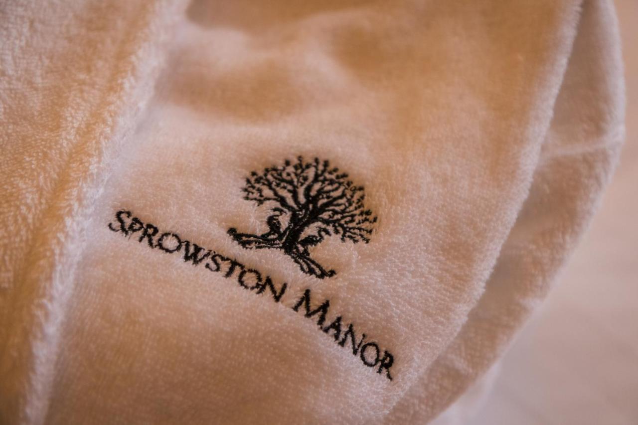 Sprowston Manor Hotel, Golf & Country Club NWI Extérieur photo