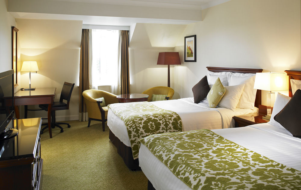 Sprowston Manor Hotel, Golf & Country Club NWI Extérieur photo
