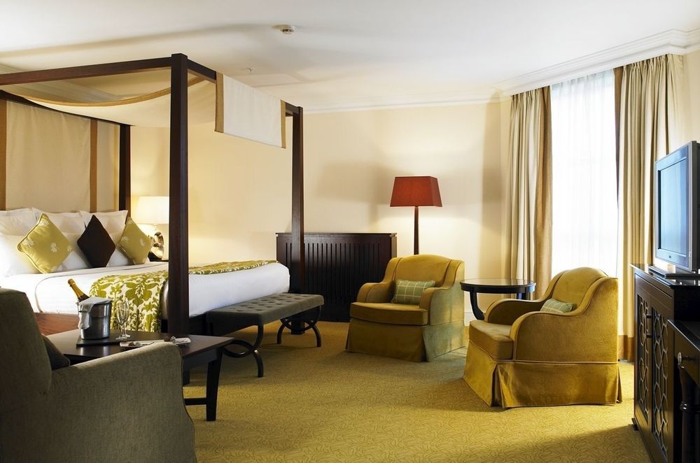 Sprowston Manor Hotel, Golf & Country Club NWI Extérieur photo