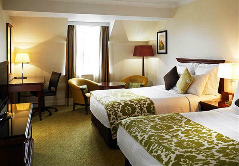 Sprowston Manor Hotel, Golf & Country Club NWI Extérieur photo